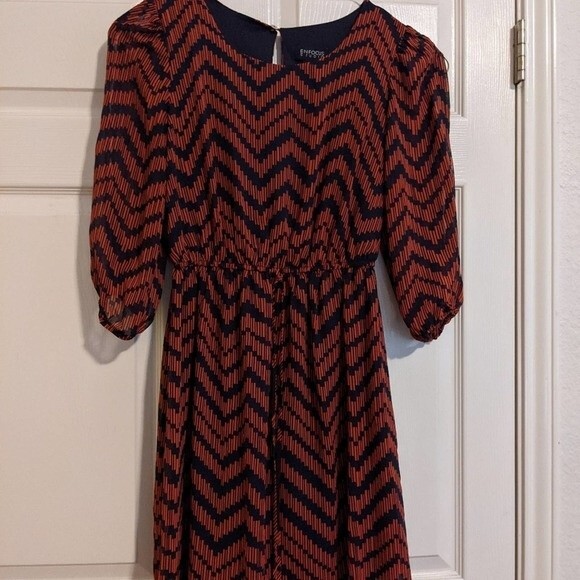 Beautiful orange and navy chevron dress - Picture 1 of 6